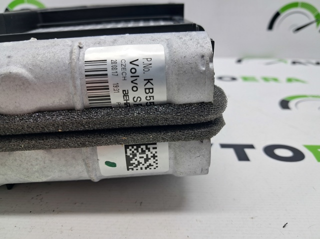 Радіатор опалювача салону 31694082 VOLVO
