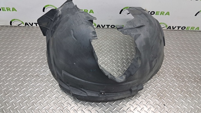 Подкрильнікі переднього крила, правий 31694870 VOLVO