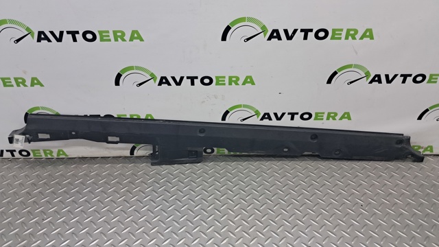 Захист днища, правий 31694977 VOLVO