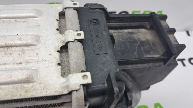 Охолоджувач наддувочного повітря 32249741 VOLVO