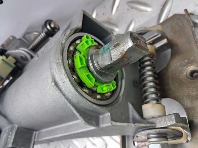 Колонка рульова 32306868391 BMW