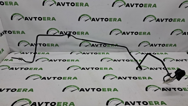 Трубка гальмівна передня права 32333136 VOLVO