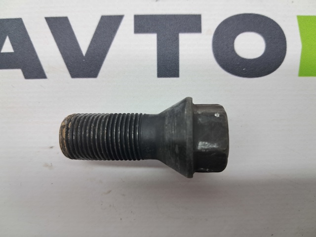 Колісний болт 36136890324 BMW