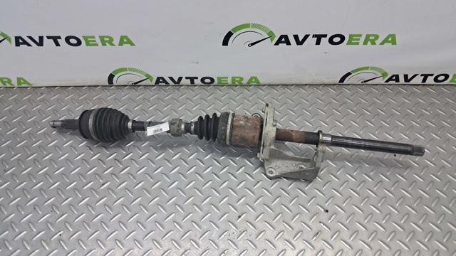 Привід правий 391004BA6A NISSAN