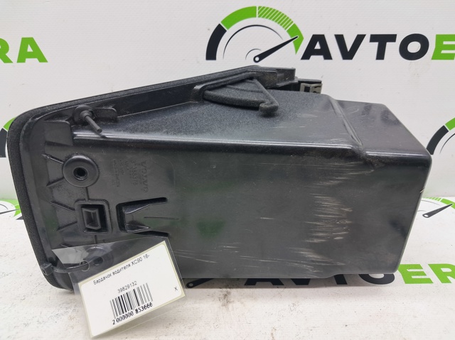 Ящик для рукавичок (бардачок) 39829132 VOLVO