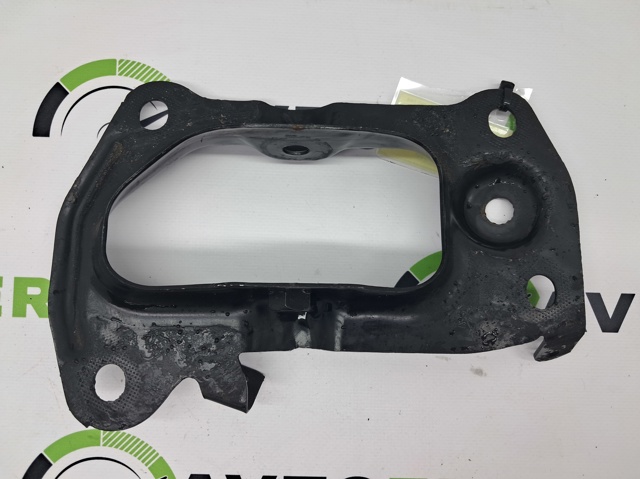 Кронштейн задньої балки 3C0505129B VAG