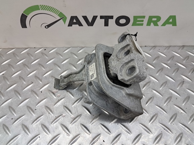 Права опора двигуна 3Q0199262C VAG