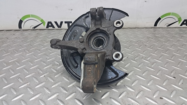 Вісь передня і поворотні кулаки 400145RF0A NISSAN