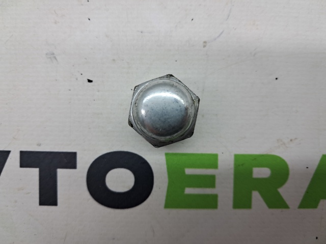 Гайка колеса 40224V5510 NISSAN