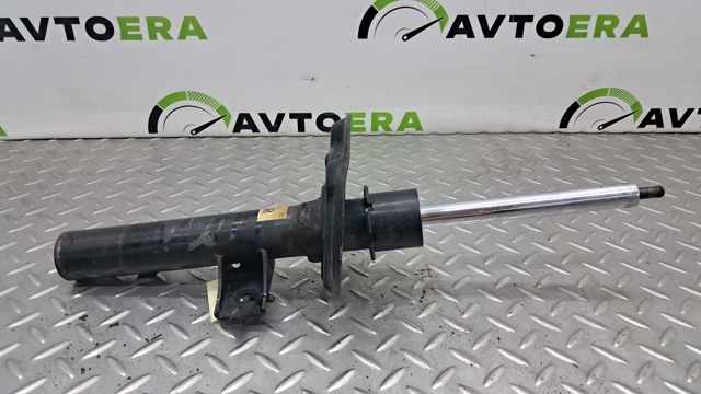 Стійка передня права 4060A682 MITSUBISHI