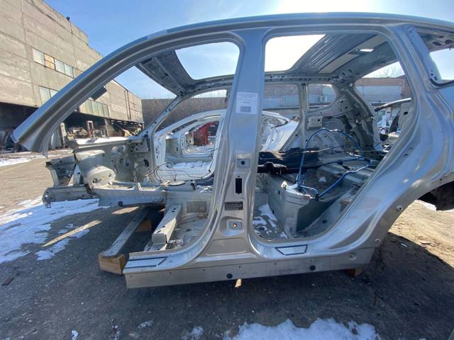 Отвір передніх лівих дверей 41007267467 BMW