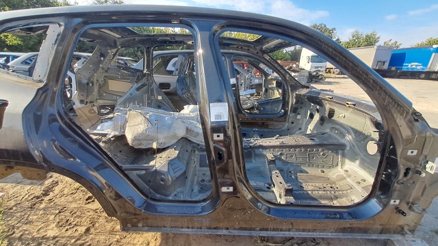 Отвір передніх правих дверей 41007494062 BMW