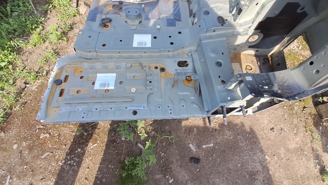 Днище багажника / ніша запасного колеса 41007947329 BMW
