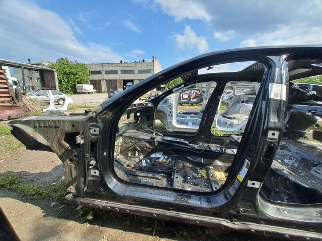 Панель бризковика (лонжерона) моторного відсіку, ліва 41107259359 BMW