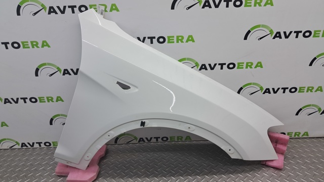 Переднє праве крило 41357267324 BMW