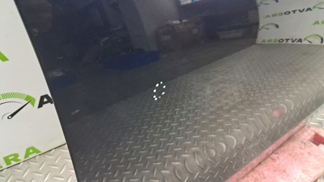 Пасажирські передні двері 41517386738 BMW