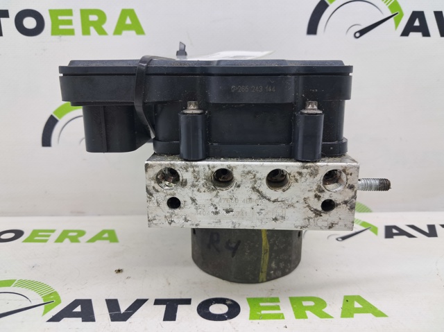 Блок управління АБС (ABS) 476604BF6A NISSAN