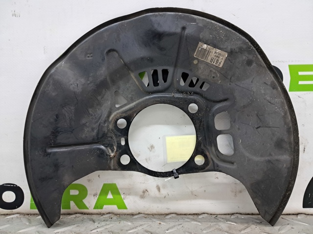Захист гальмівного диска, переднього, правого 4778142050 TOYOTA