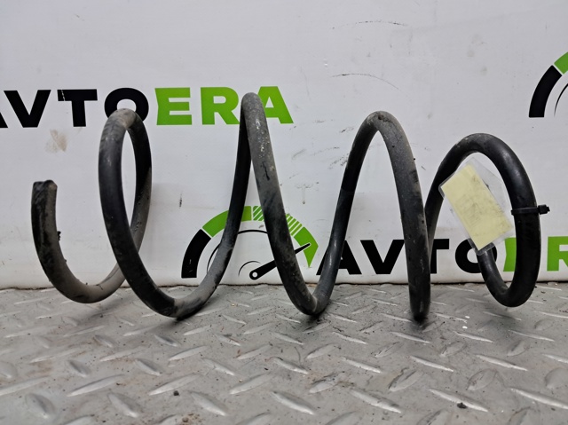 Пружина передня 4813178050 TOYOTA