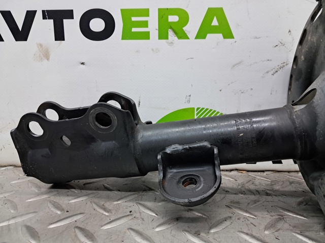 Амортизатор передньої підвіски 4851079295 TOYOTA