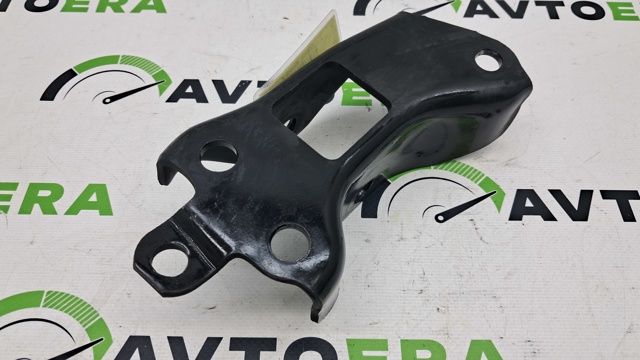 Кронштейн передній заднього поздовжнього важеля 4871742010 TOYOTA