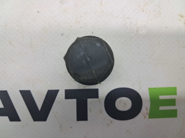 Буфер капота гумовий 4B0823481 VAG