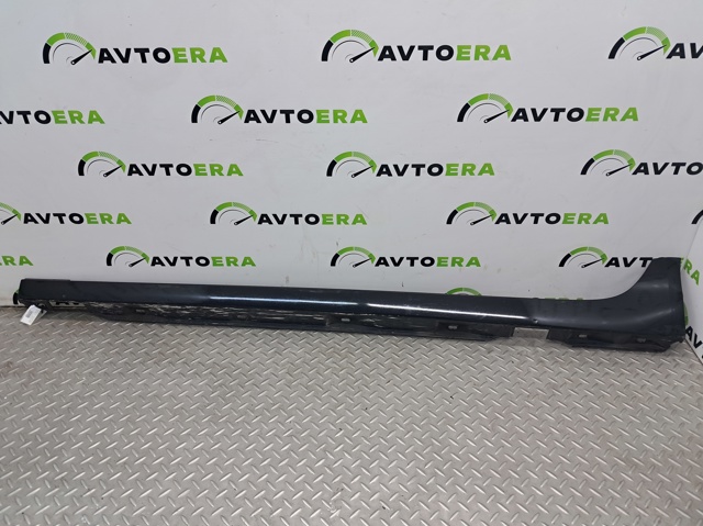 Накладка зовнішня (молдинг) порога, лівий 4G0853855GGRU VAG