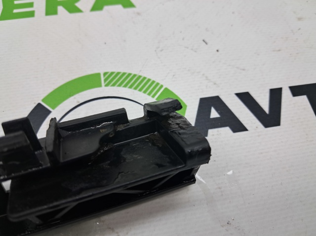 Опора порога (кріплення) 4G0853922B VAG