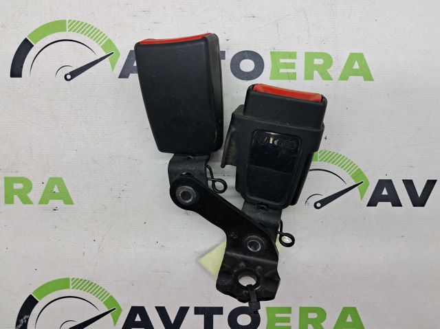 Важіль фіксатор ременя безпеки задній лівий 4G08577399B9 VAG