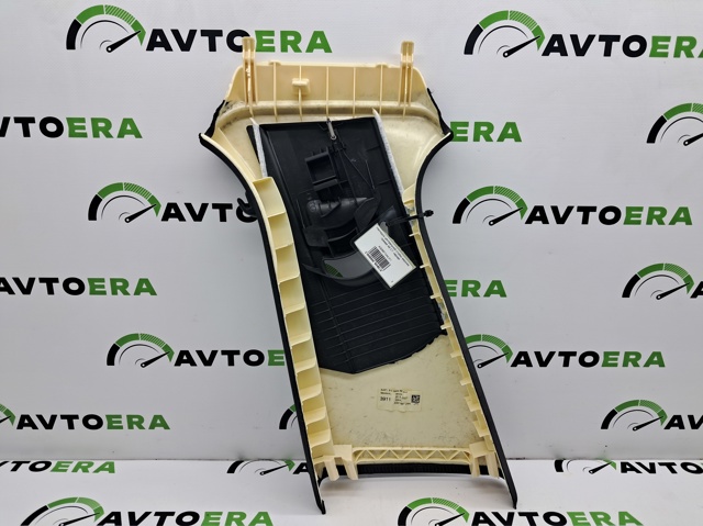 Обшивка стійки кузова внутрішня, середня права 4G0867244JY1 VAG