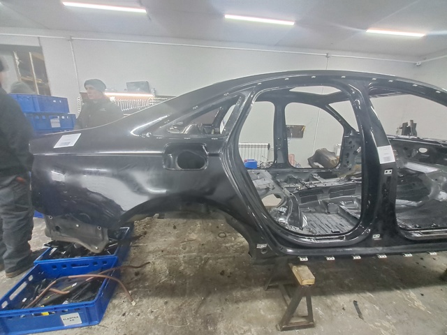 Крило заднє праве 4G5809838 VAG