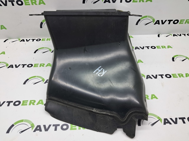Облицювання рамки радіатора 4M0121334E VAG