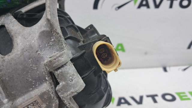 Права подушка двигуна 4M0199372FC VAG