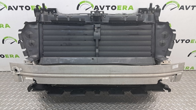 Підсилювач бампера переднього 4M0807109A VAG