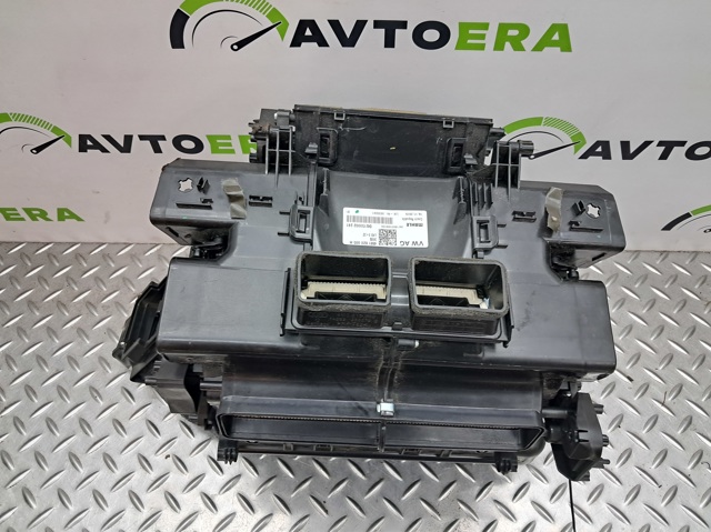Корпус печі в зборі 4M0820356A VAG