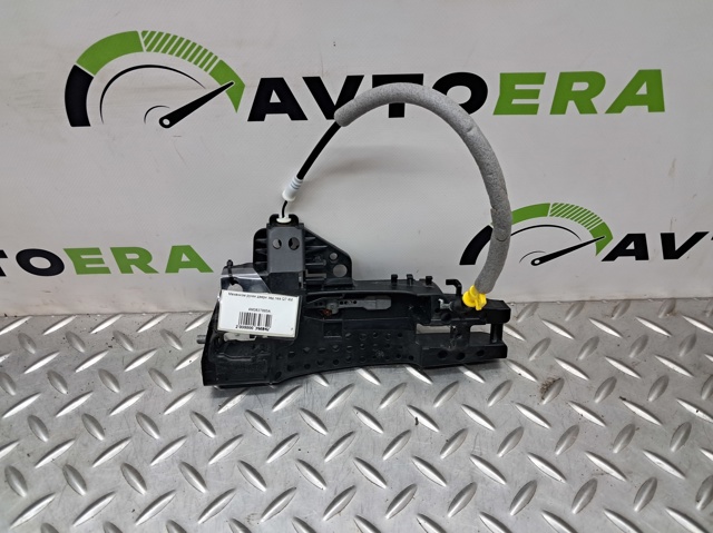 Тримач зовнішньої ручки дверей, лівих дверей 4M0837885A VAG