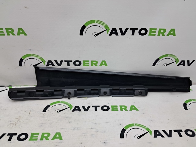 Накладка задніх дверей, правих, вертикальних 4M0839902 VAG