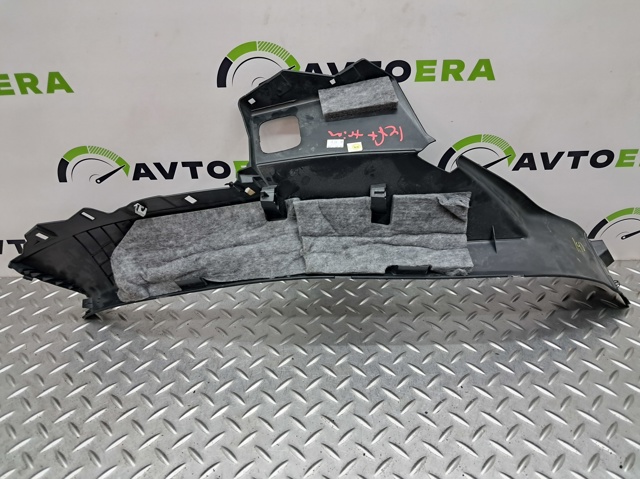 Обшивка стійки кузова внутрішня, задня ліва 4M0867767D4PK VAG