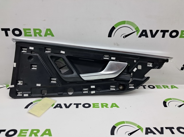 Ручка задньої двері внутрішня права 4M0868094B VAG