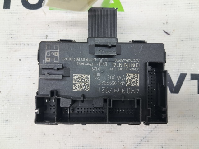 Блок комфорту передніх дверей 4M0959792H VAG