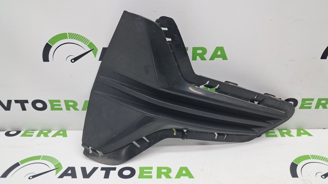 Решітка переднього бампера, права 51117464276 BMW