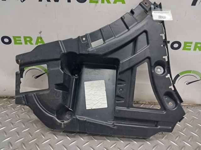 Кронштейн бампера заднього, зовнішній лівий 51127210077 BMW