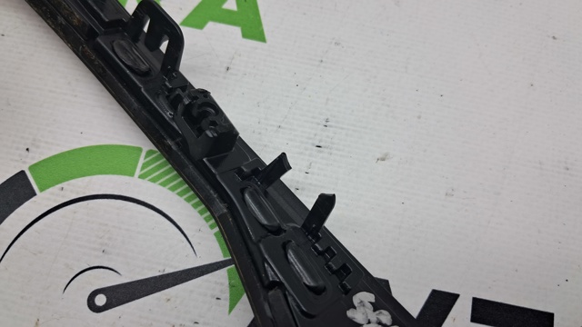 Декоративна накладка центральної консолі 51165A0EFD8 BMW