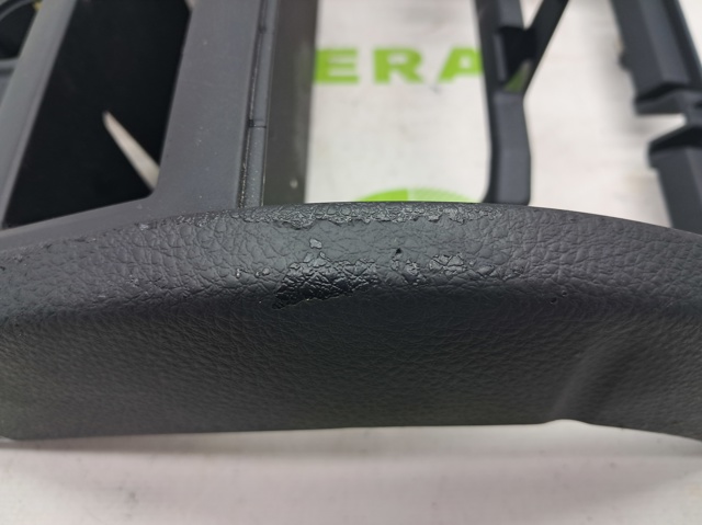 Декоративна накладка центральної консолі 51169206781 BMW