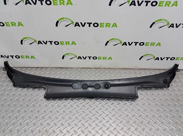 Решітка склоочисників 51717206135 BMW