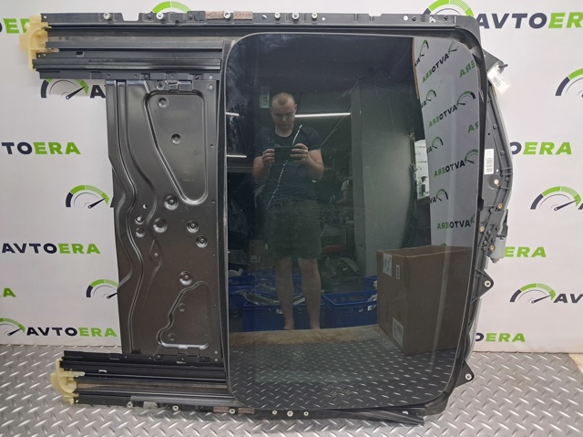 Панель люка 54107382982 BMW