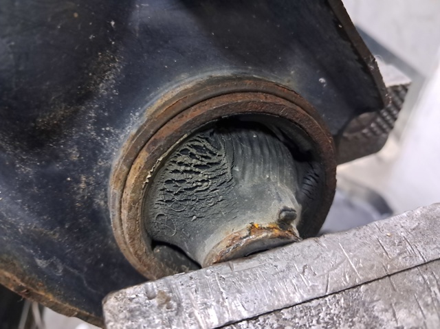 Ходова 545014BA0A NISSAN
