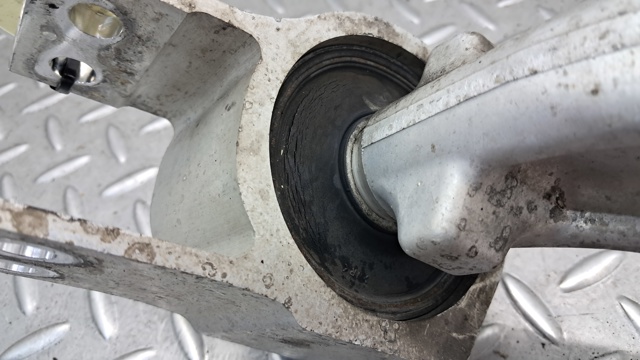 Поперечний важіль 545015NA1A NISSAN