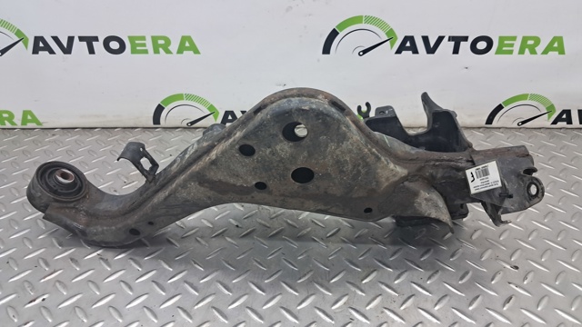 Кулак поворотний правий 555014BA0A NISSAN