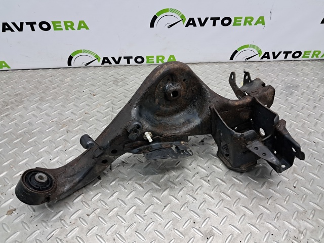Кулак поворотний лівий 555024BA0A NISSAN